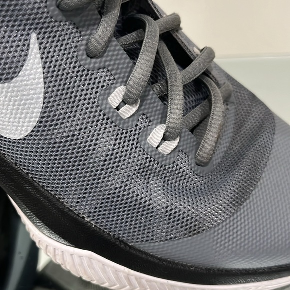 Nike Air Versitile Grey Black Basketball Shoes size 7 - Picture 13 of 13